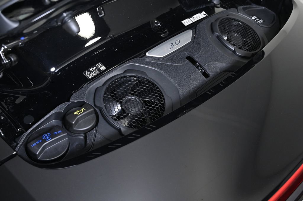 Used 2025 Porsche 911 Carrera w/ Sport Chrono Package image 26