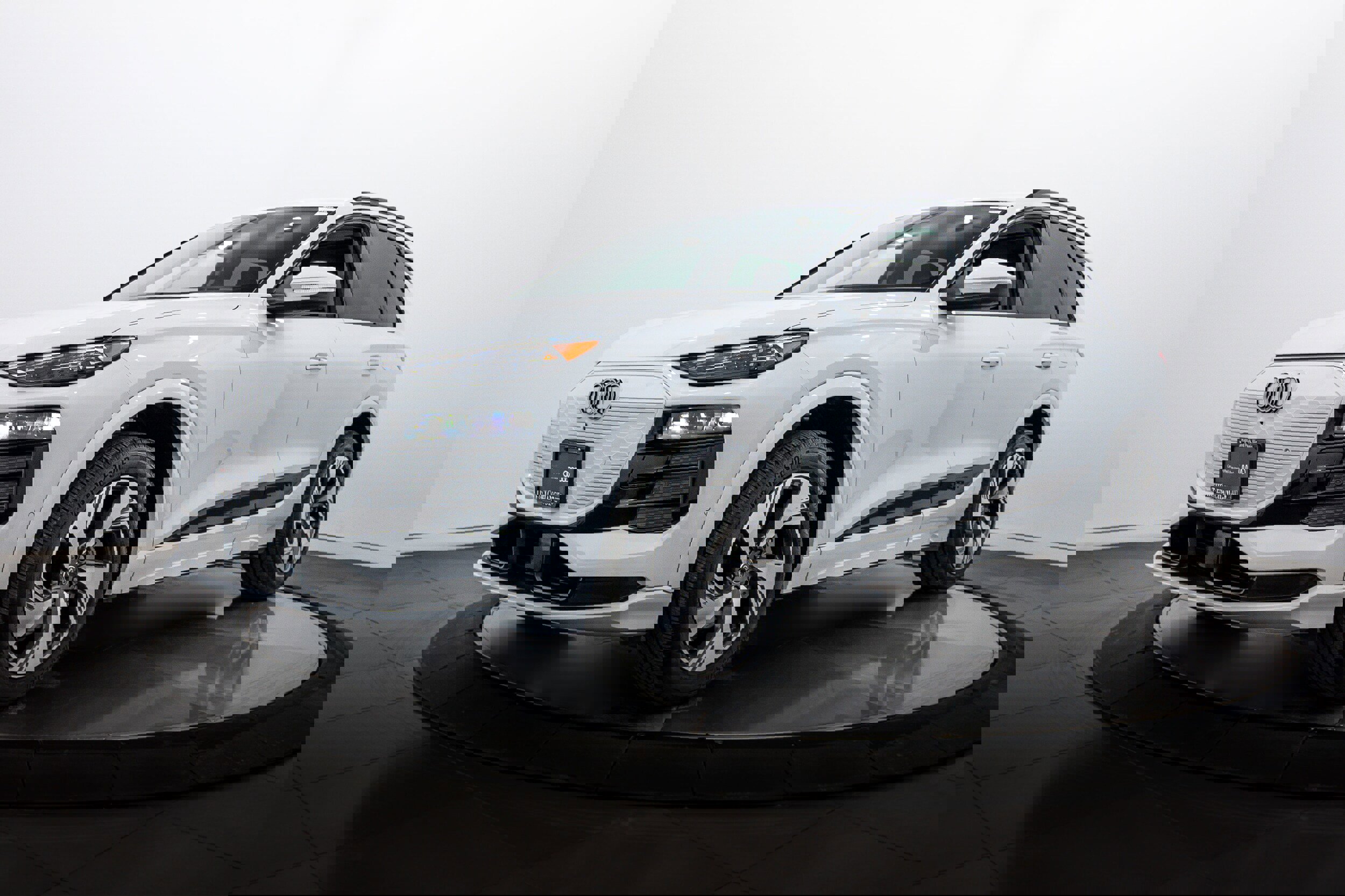 Certified 2025 Audi Q6 e-tron Premium Plus w/ Premium Plus image 7