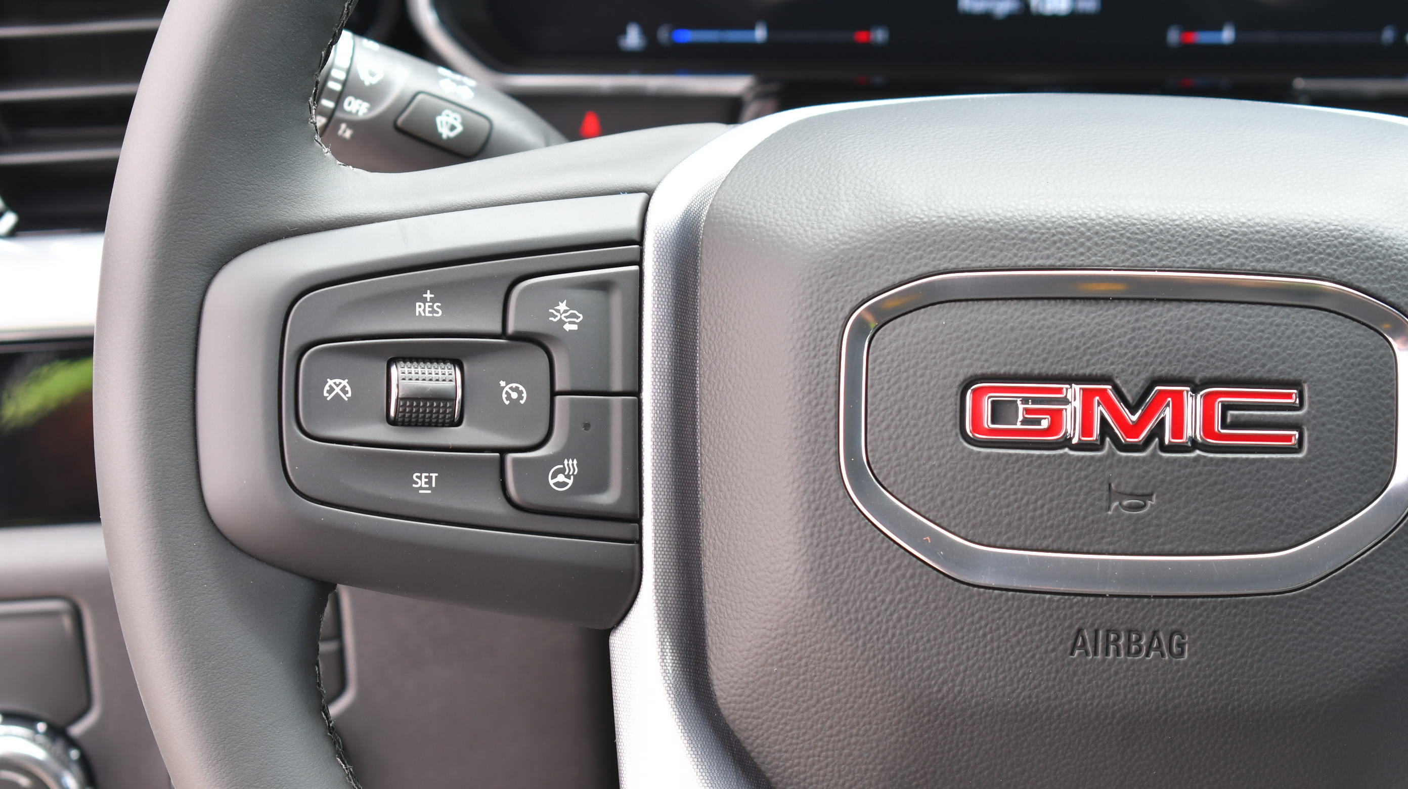 New 2026 GMC Sierra 1500 SLE image 17