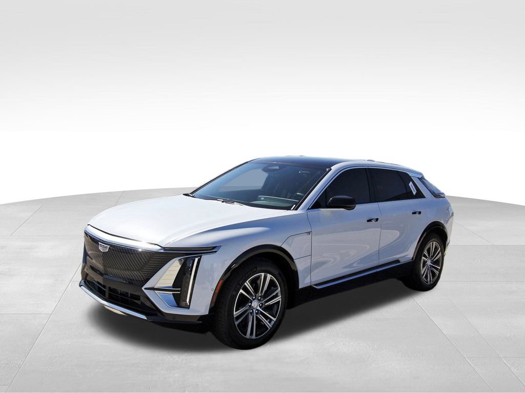 New 2026 Cadillac Lyriq Luxury image 2