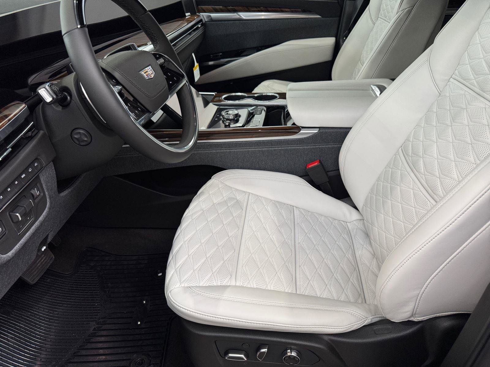 New 2026 Cadillac Escalade Platinum Sport w/ LPO, ONYX Package image 7