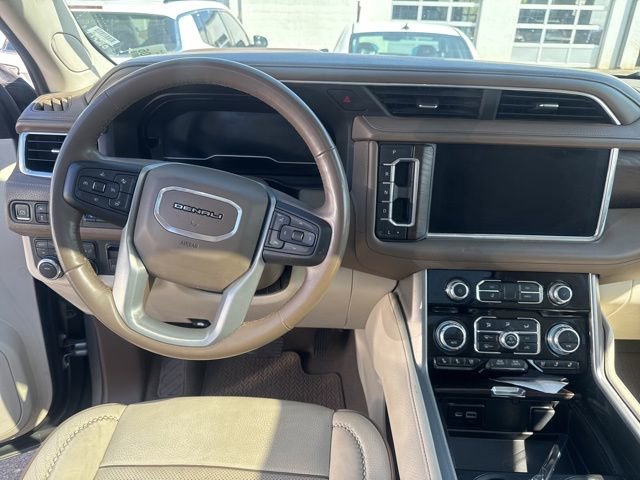Used 2023 GMC Yukon Denali w/ Max Trailering Package image 16