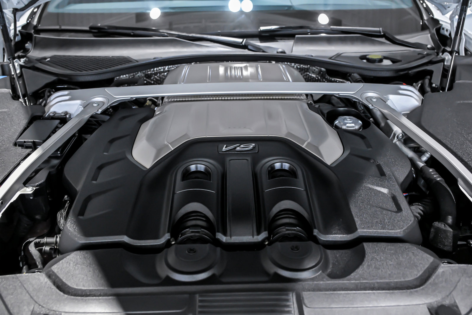 Used 2024 Bentley Continental GT image 17