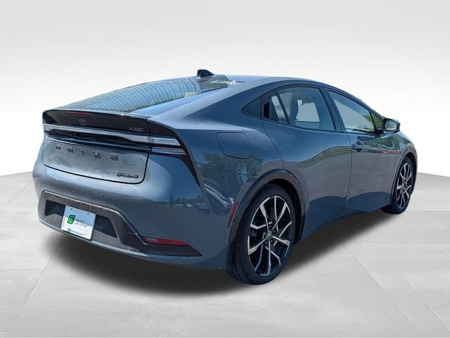 Used 2023 Toyota Prius Prime FWD image 7