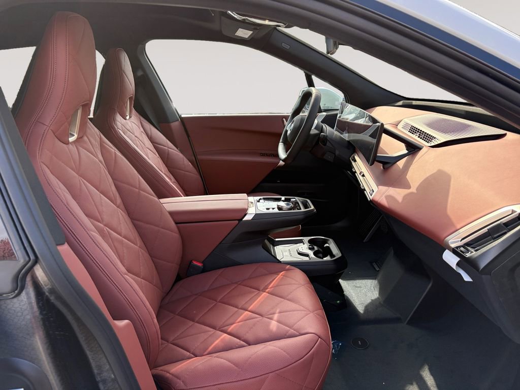 New 2026 BMW iX xDrive45 AWD/4WD image 15