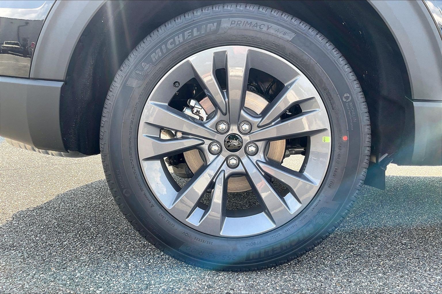 New 2026 Ford Explorer Active w/ Active Comfort Package AWD/4WD image 12