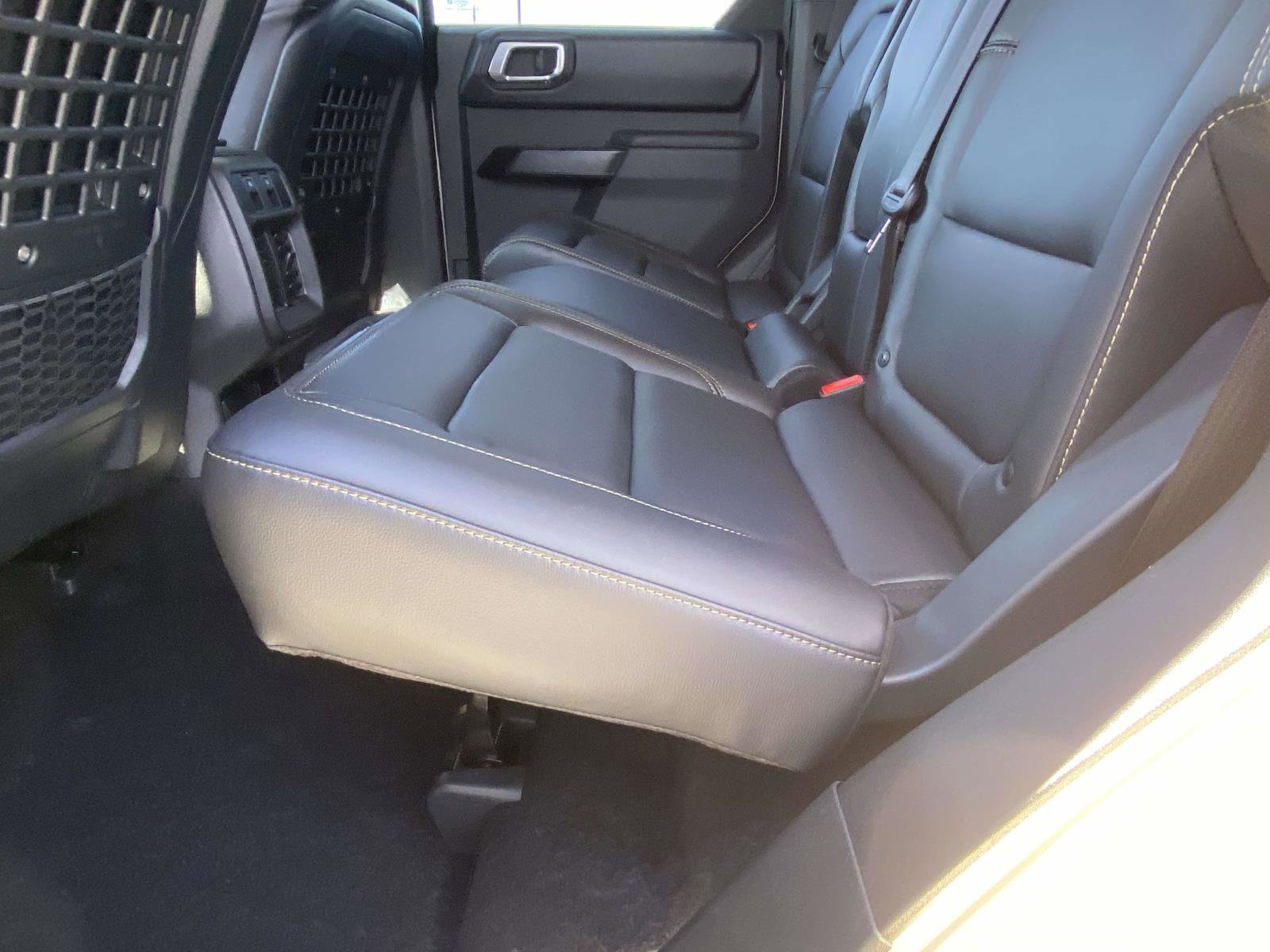 New 2025 Ford Bronco Badlands image 11