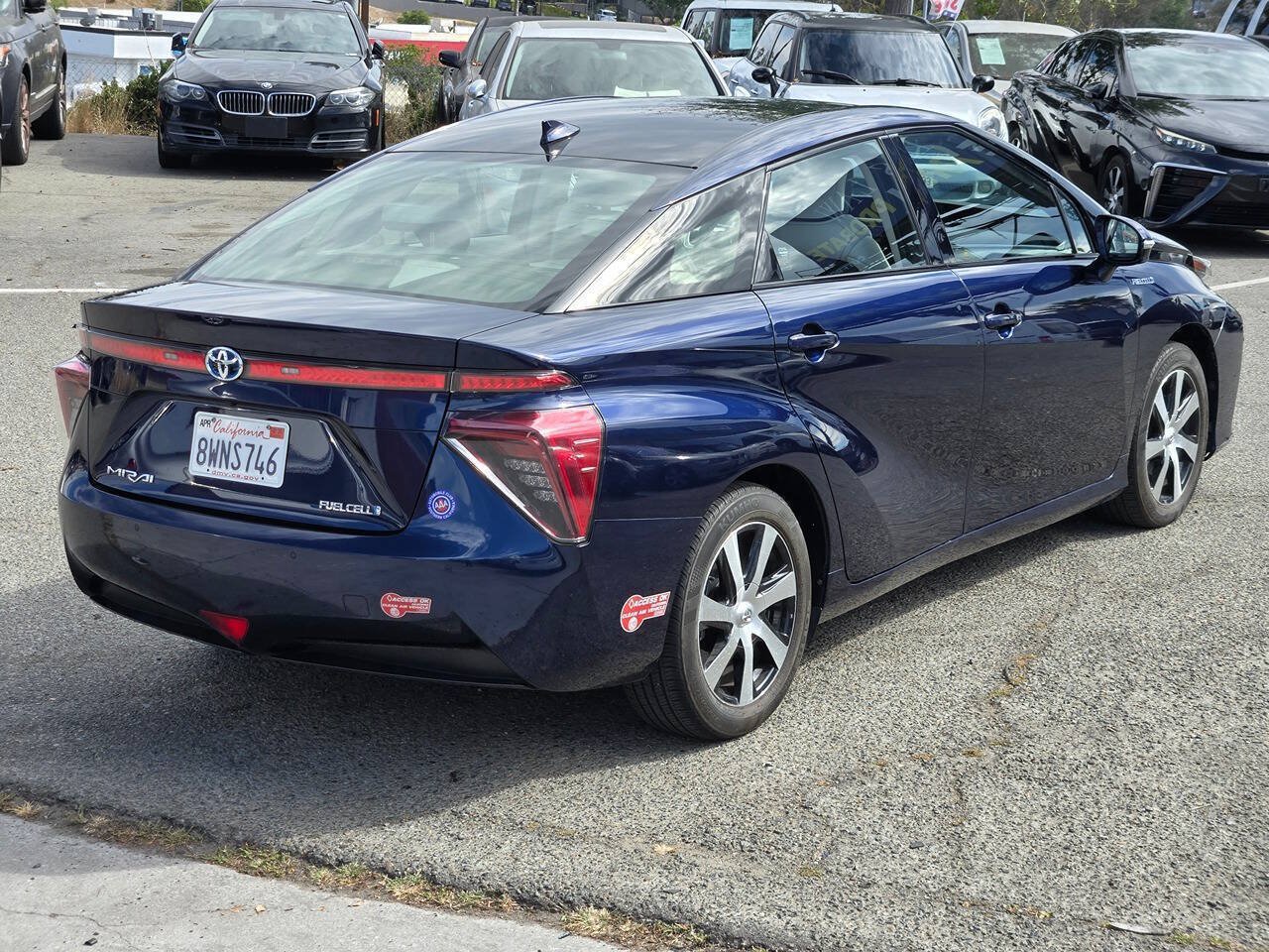 Used 2018 Toyota Mirai FWD image 11