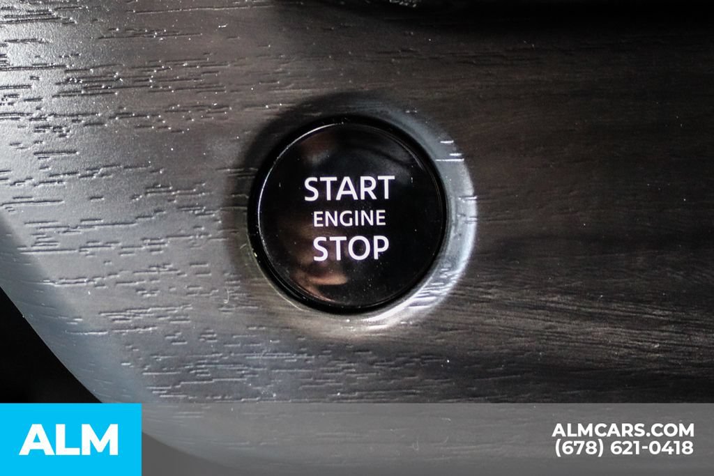 Used 2025 Nissan Murano SL AWD/4WD image 28