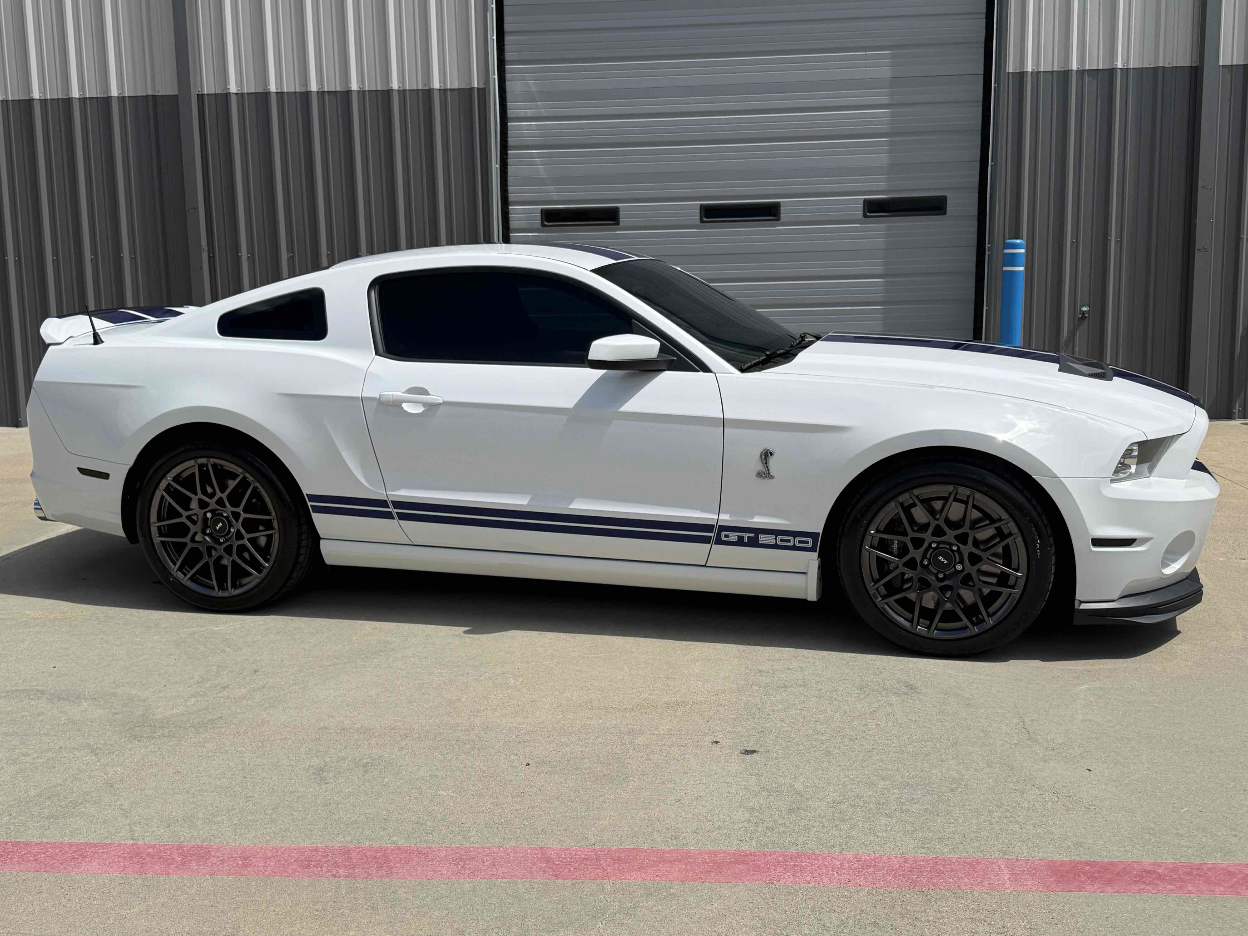 Used 2014 Ford Mustang Shelby GT500 w/ Equipment Group 821A RWD image 42