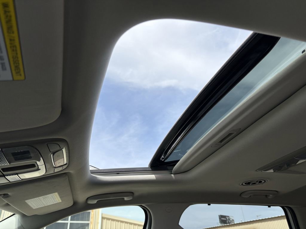 Used 2023 Kia Telluride EX image 23