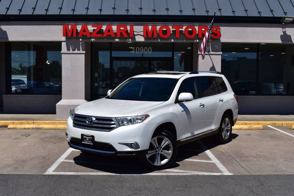 Used 2013 Toyota Highlander Limited AWD/4WD image 2