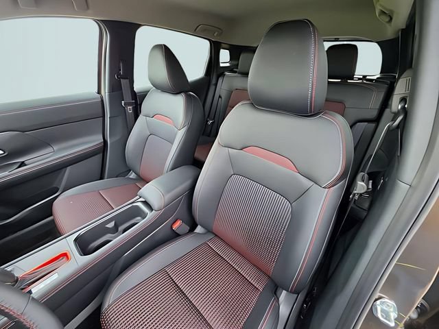 New 2026 Nissan Kicks SR w/ Cold Weather Package AWD/4WD image 20