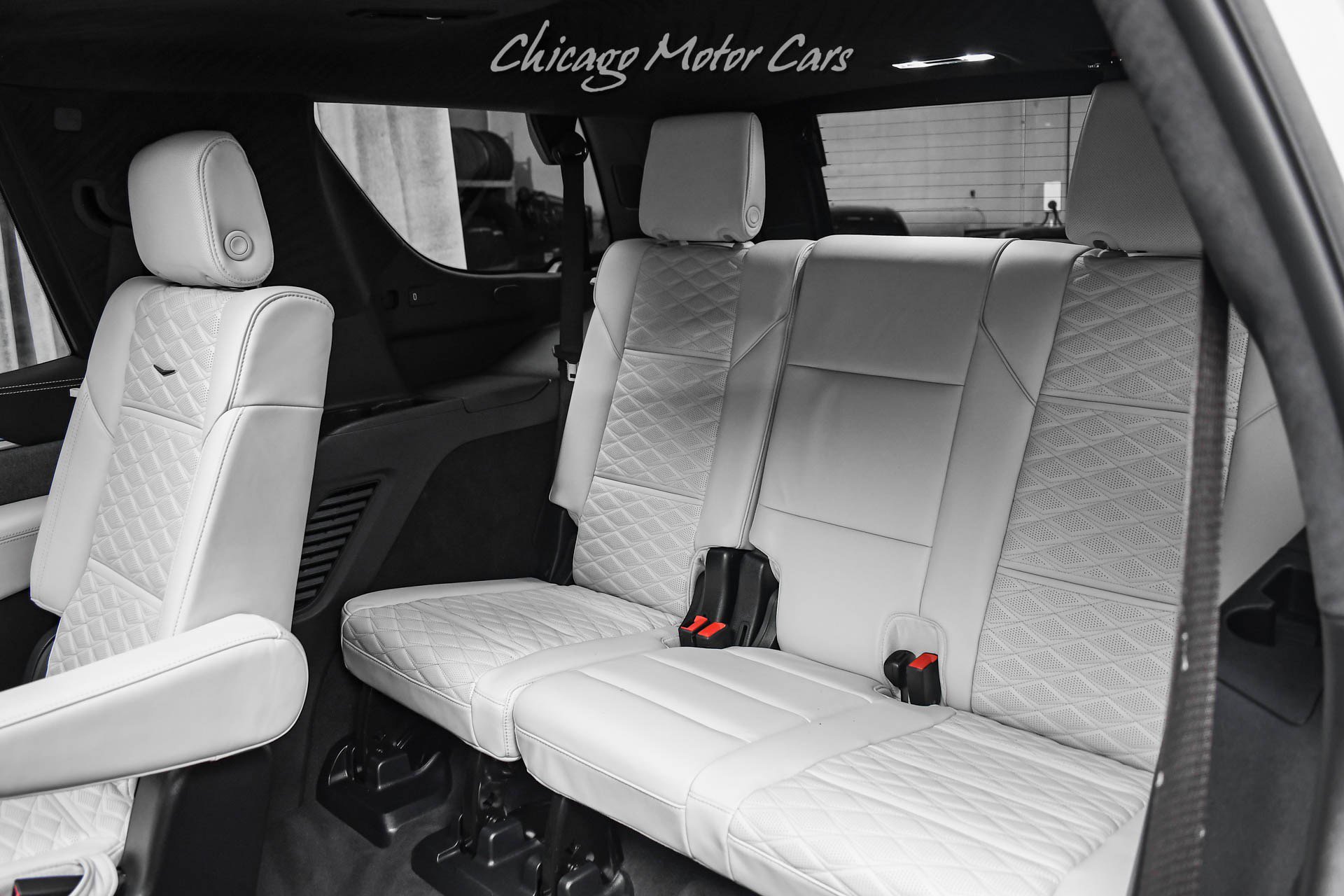 Used 2025 Cadillac Escalade V image 33