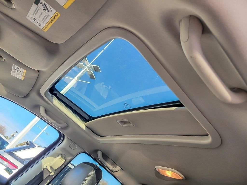 Used 2016 Jeep Compass High Altitude image 8