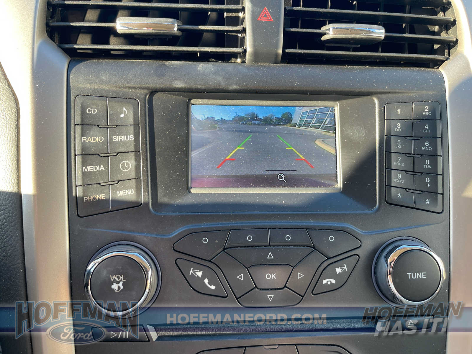 Used 2015 Ford Fusion SE FWD image 15