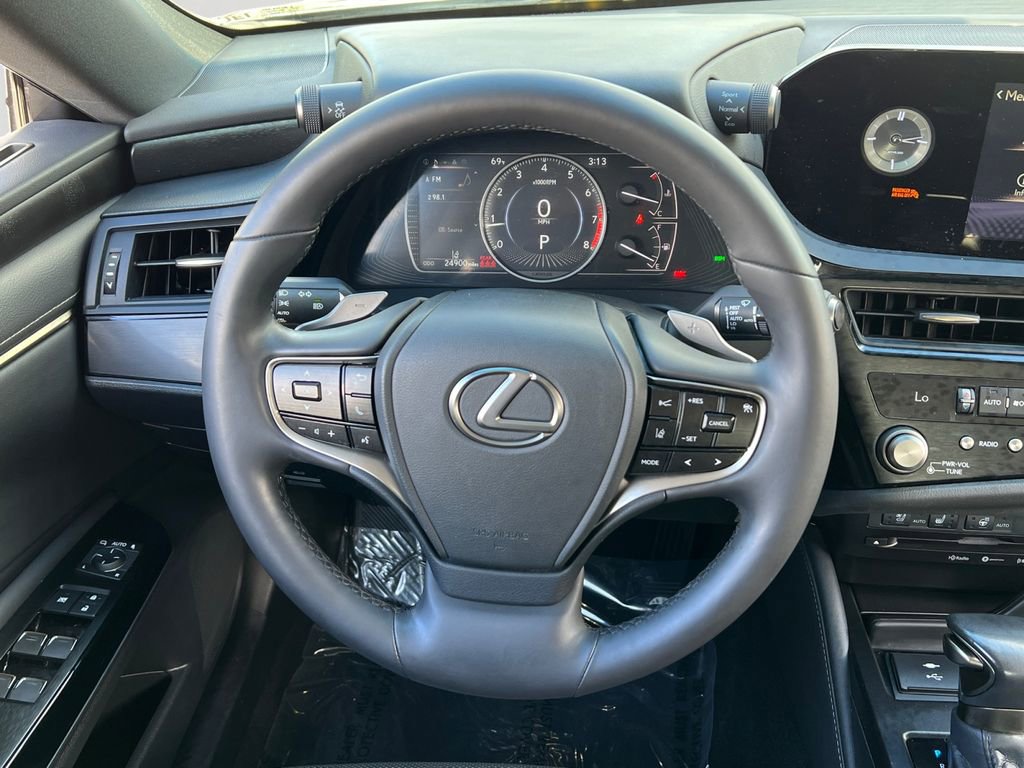 Used 2022 Lexus ES 350 w/ Premium Package image 16