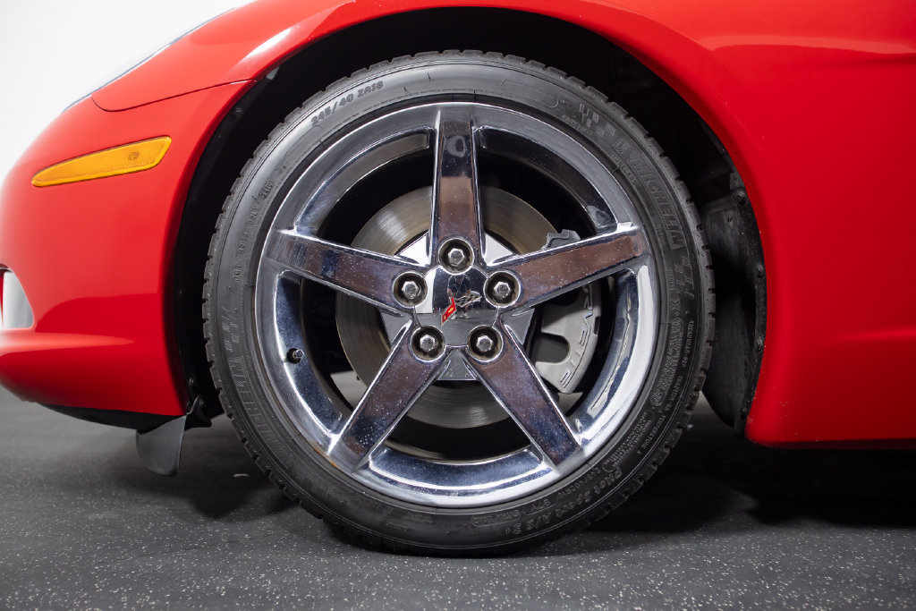 Used 2007 Chevrolet Corvette Convertible w/ Preferred Equipment Group RWD image 6