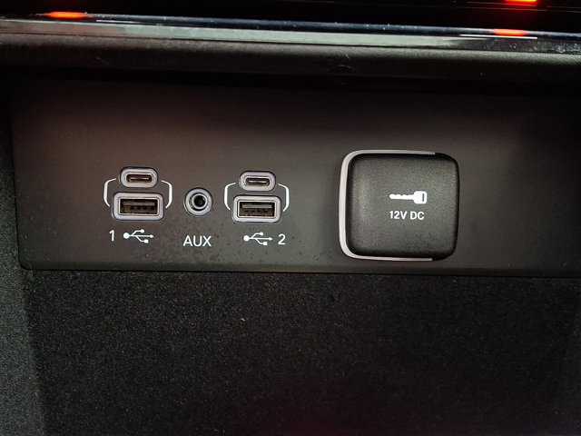 Used 2022 Jeep Grand Cherokee Limited AWD/4WD image 26