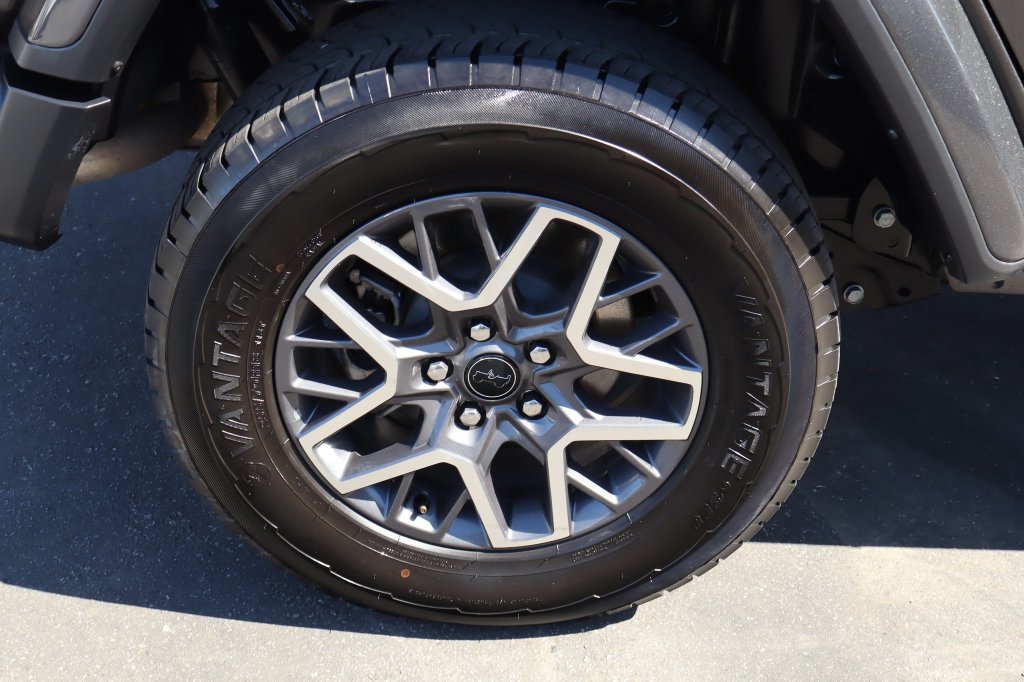 Certified 2025 Jeep Wrangler Unlimited Sahara AWD/4WD image 13