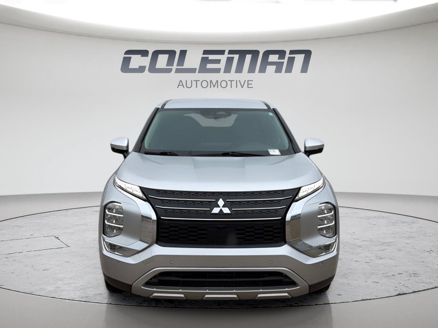 Used 2024 Mitsubishi Outlander SE FWD image 13