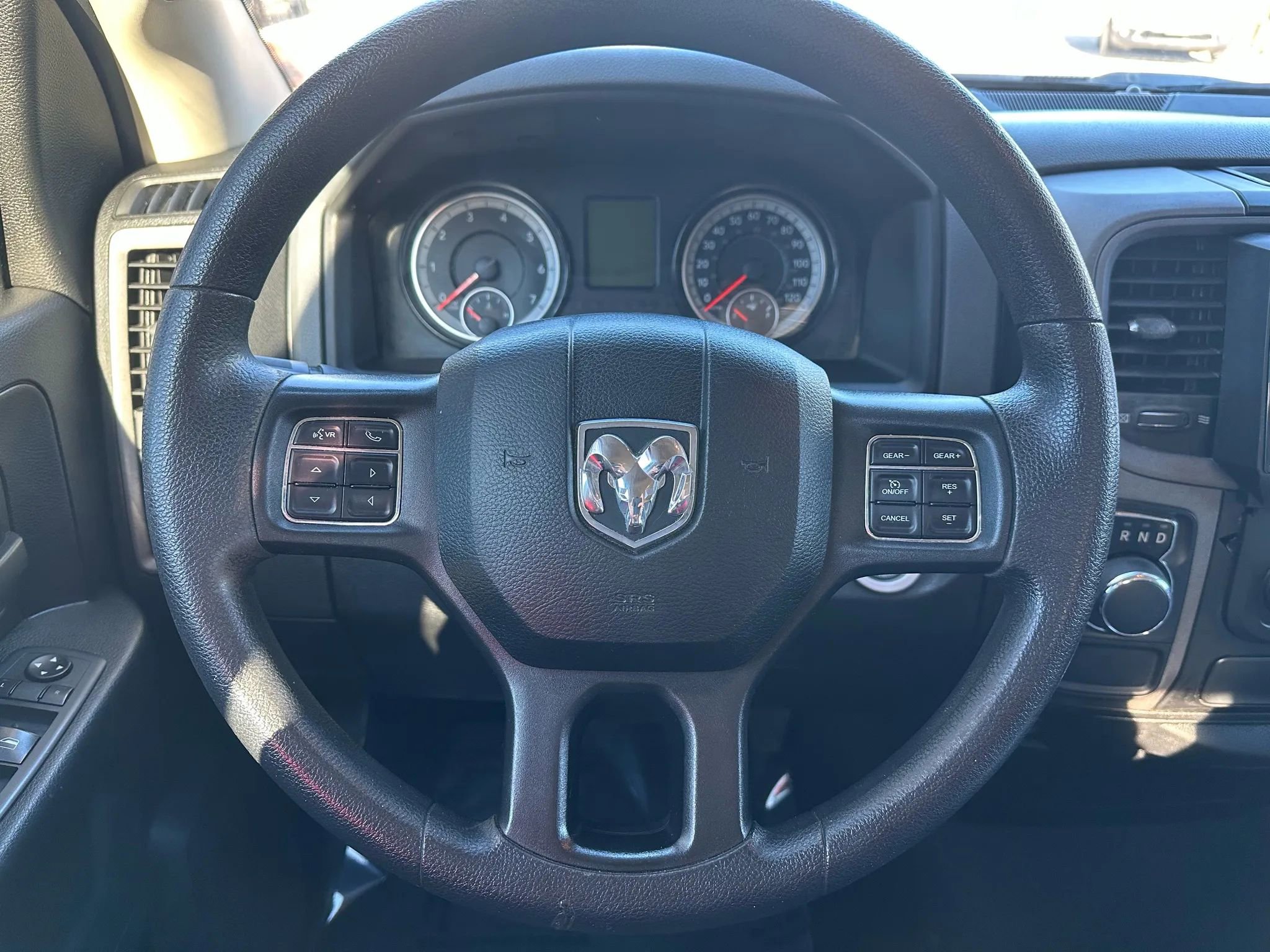 Used 2018 RAM 1500 Express image 22