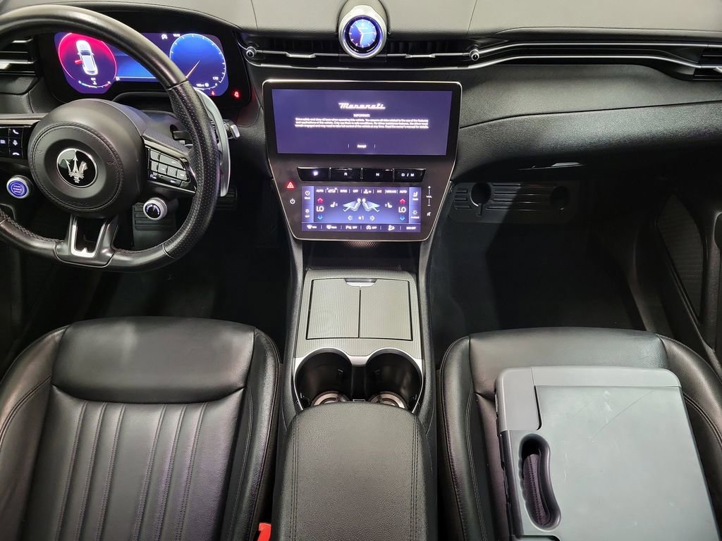 Used 2024 Maserati Grecale GT image 16