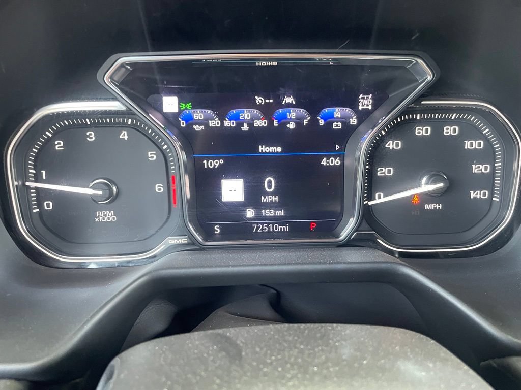 Used 2021 GMC Yukon AT4 w/ Rear Media and Nav Package AWD/4WD image 7