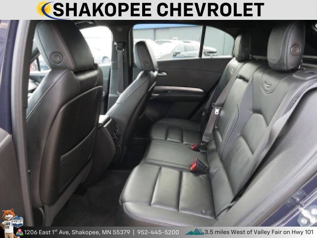 Used 2024 Cadillac XT4 Premium Luxury image 10