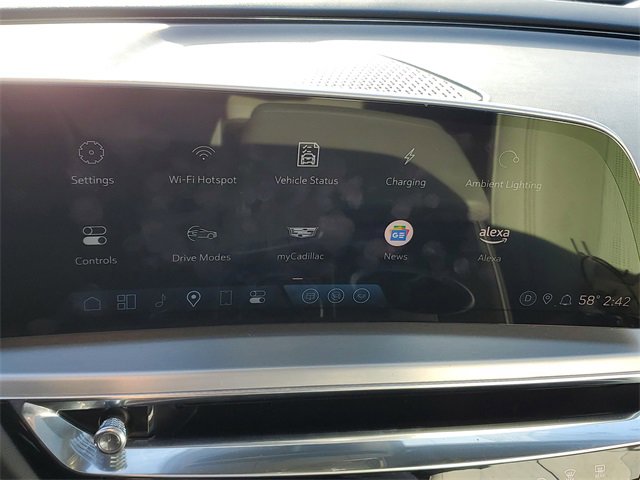 Certified 2024 Cadillac Lyriq Luxury image 17