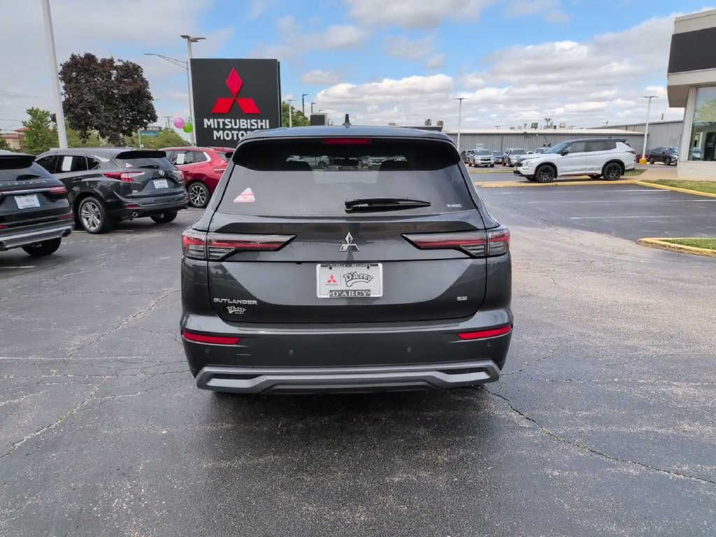 New 2026 Mitsubishi Outlander SE AWD/4WD image 12