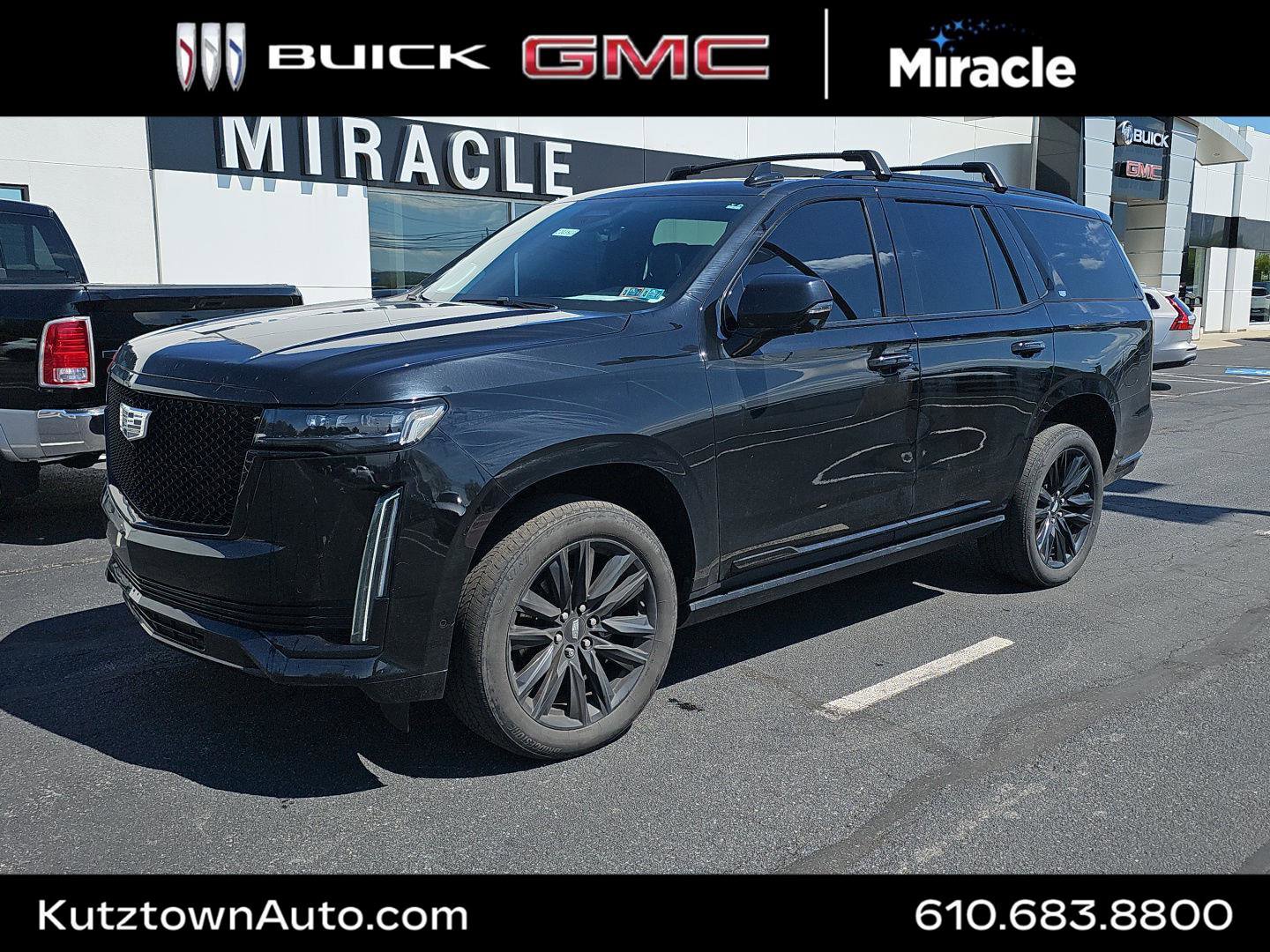Used 2023 Cadillac Escalade Sport Platinum AWD/4WD image 1
