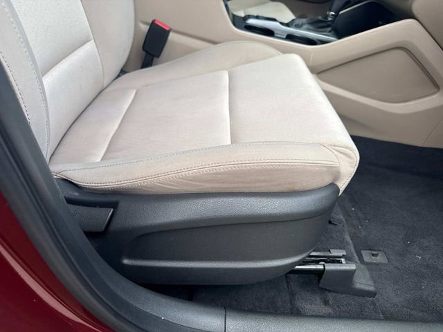 Used 2017 Hyundai Tucson SE image 16