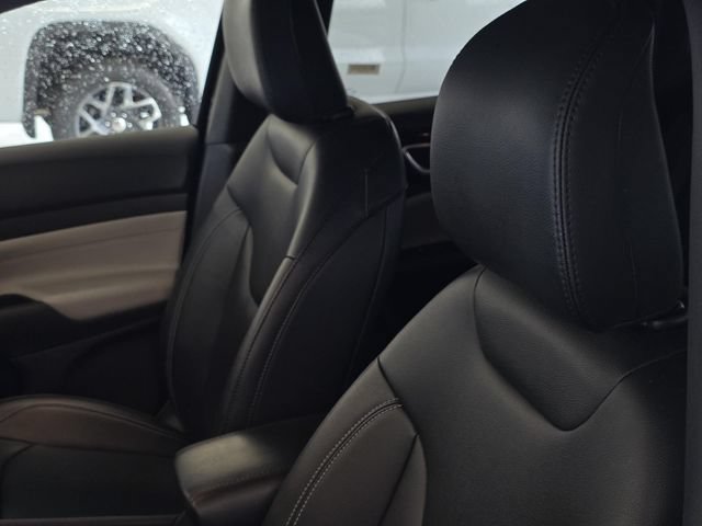 Used 2025 Jeep Compass Limited AWD/4WD image 25