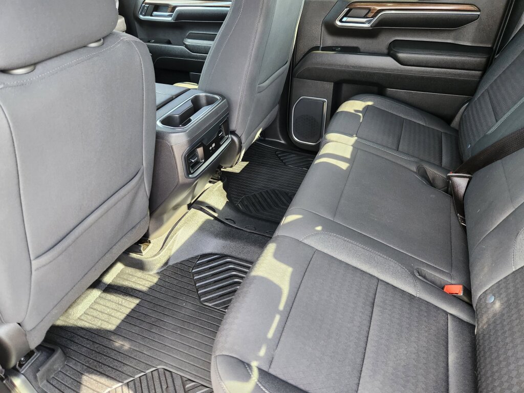 Used 2023 Chevrolet Silverado 1500 LT Trail Boss w/ Convenience Package II AWD/4WD image 9