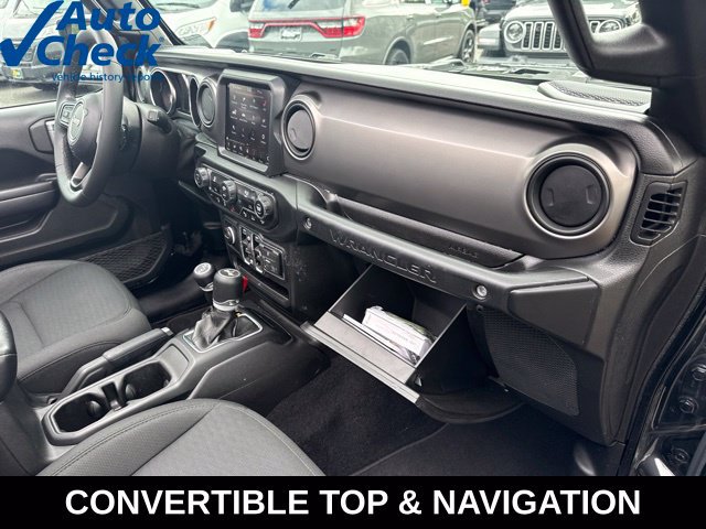 Used 2021 Jeep Wrangler Unlimited Sport AWD/4WD image 28