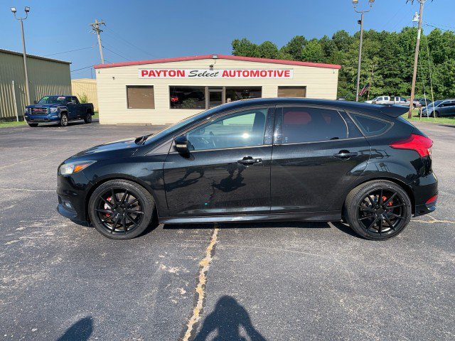 Used 2015 Ford Focus ST FWD image 1