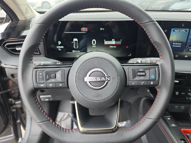 New 2026 Nissan Kicks SR w/ Cold Weather Package FWD image 28
