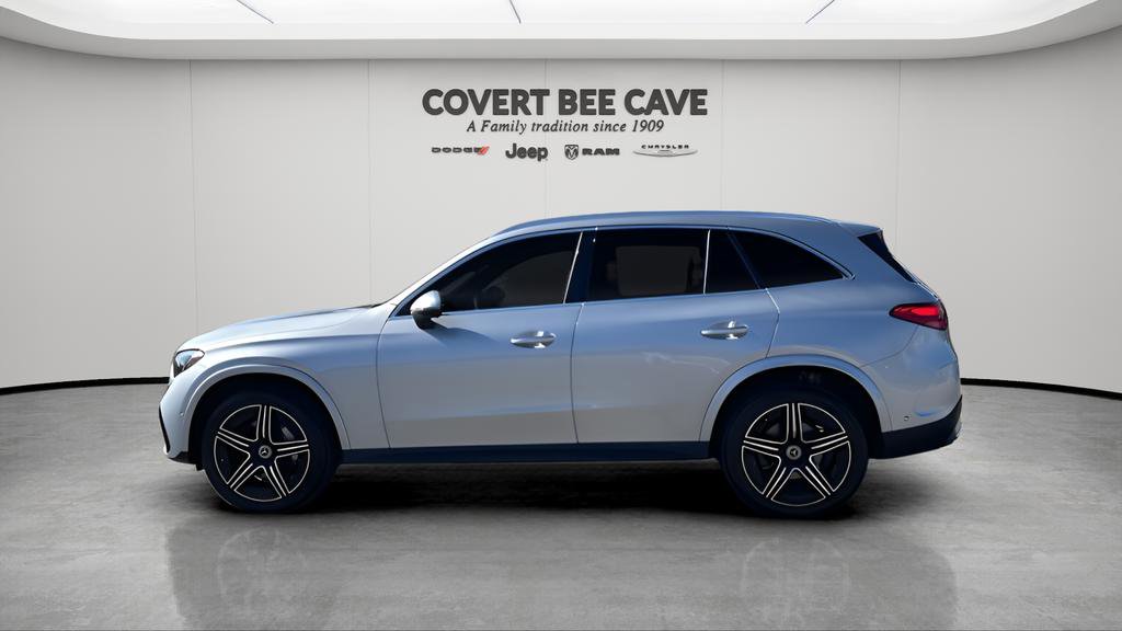 Used 2024 Mercedes-Benz GLC 300 4MATIC w/ AMG Line image 5