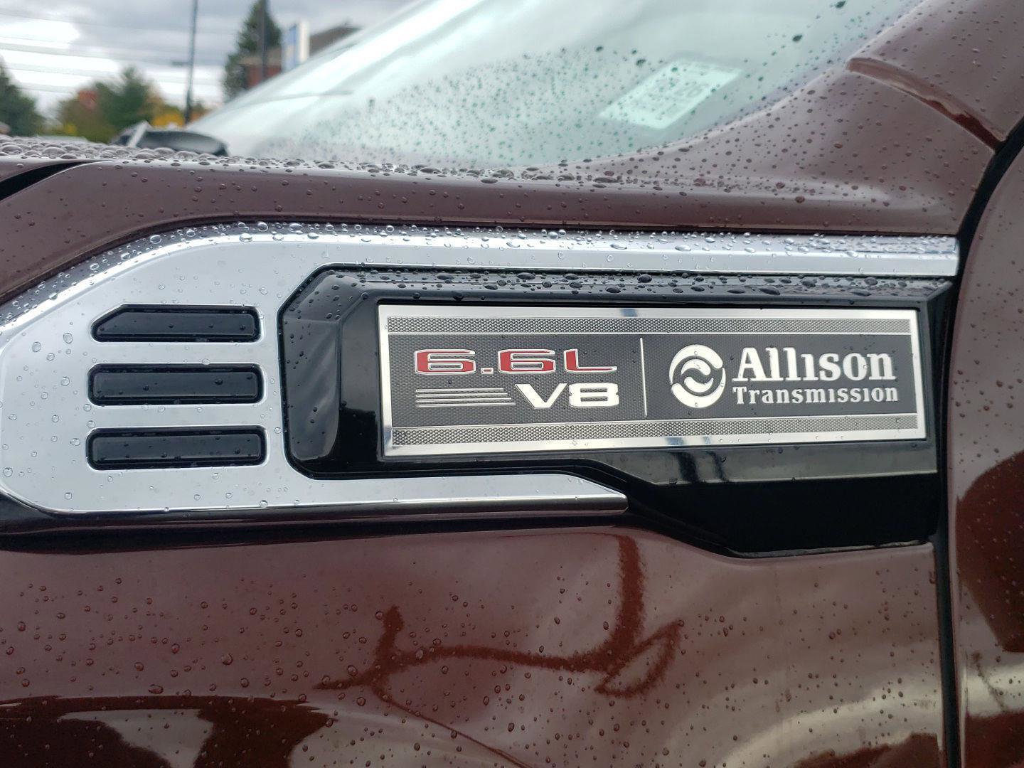 Used 2024 GMC Sierra 2500 SLT w/ SLT Premium Package image 7