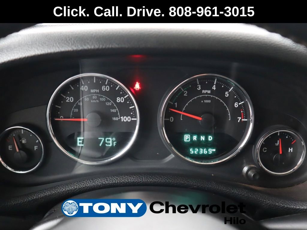 Used 2016 Jeep Wrangler Unlimited Sahara w/ Connectivity Group image 13