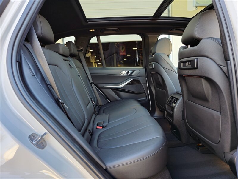 Used 2019 BMW X5 xDrive40i AWD/4WD image 33