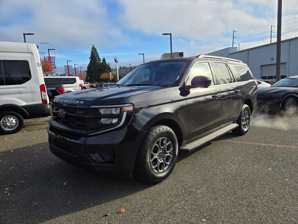Used 2025 Ford Expedition Max Active image 1