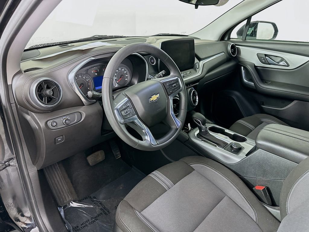 Used 2023 Chevrolet Blazer LT FWD image 14