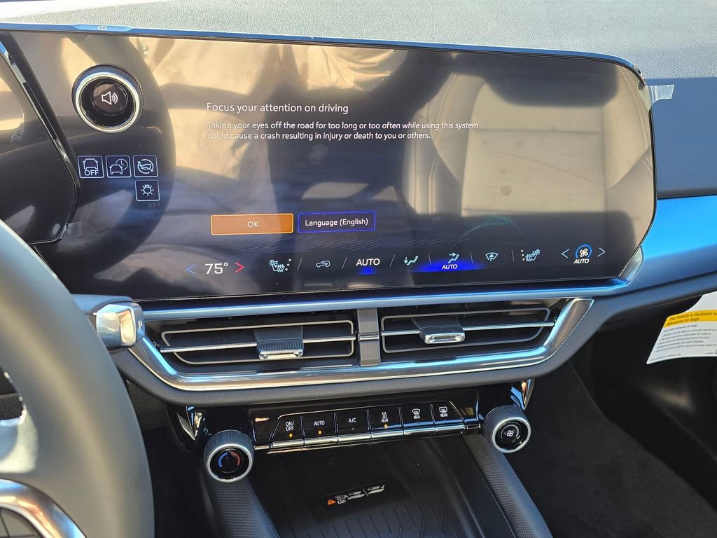 New 2026 Chevrolet Equinox EV LT image 24