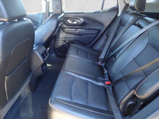 Used 2022 GMC Terrain AT4 w/ Infotainment Package II image 9