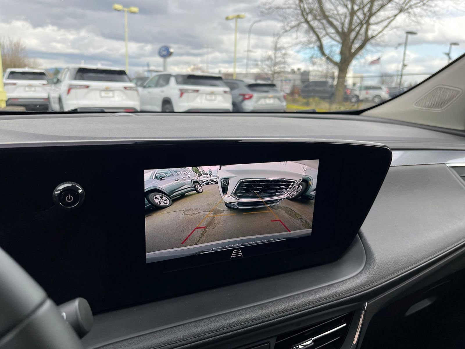 Used 2025 Buick Encore GX Preferred image 23