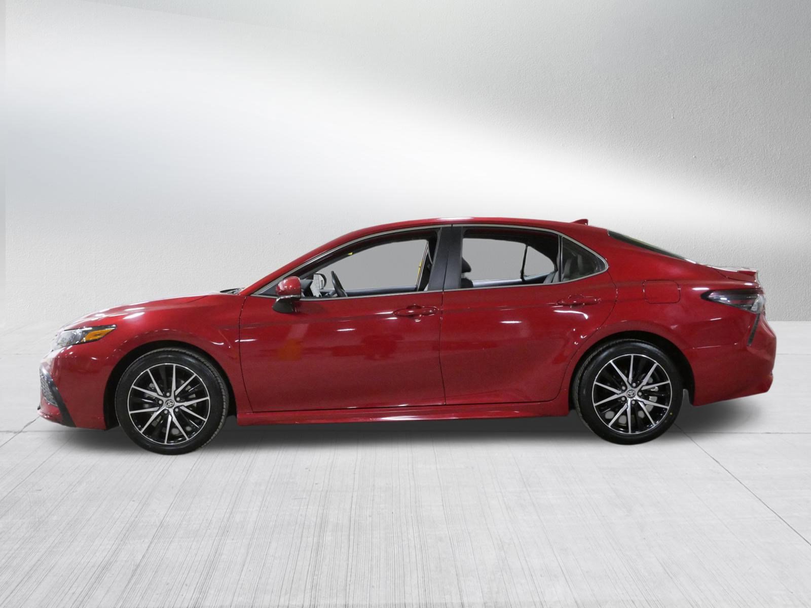 Certified 2024 Toyota Camry SE image 5