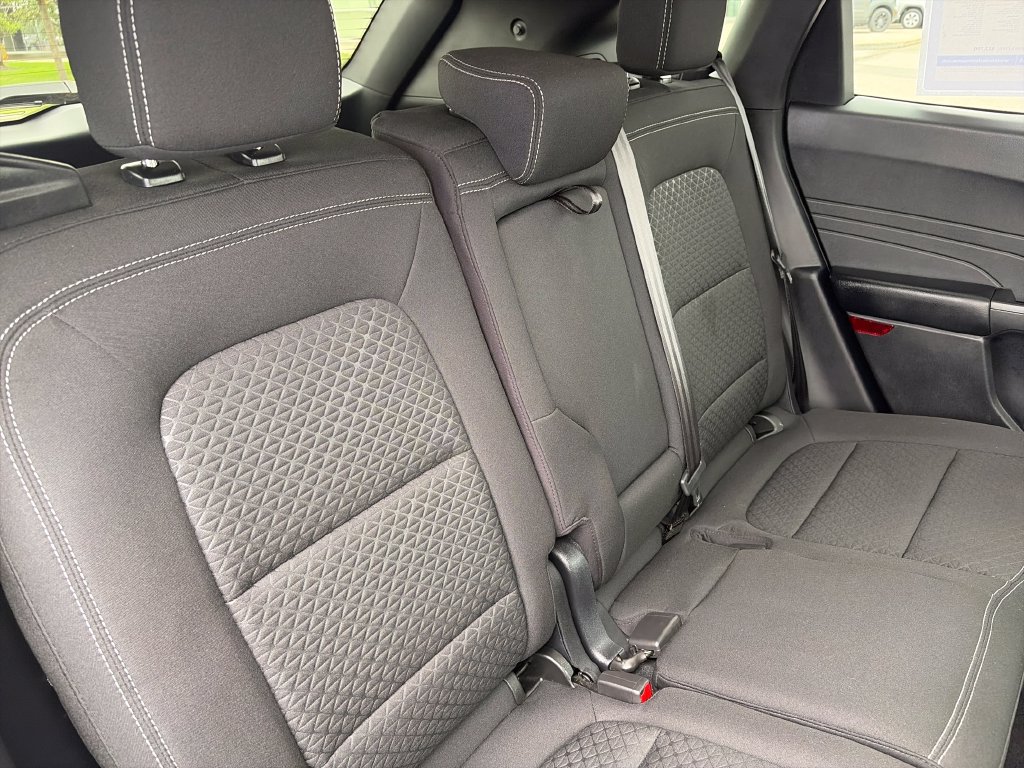 Used 2024 Ford Escape Active w/ Tech Pack #1 AWD/4WD image 32