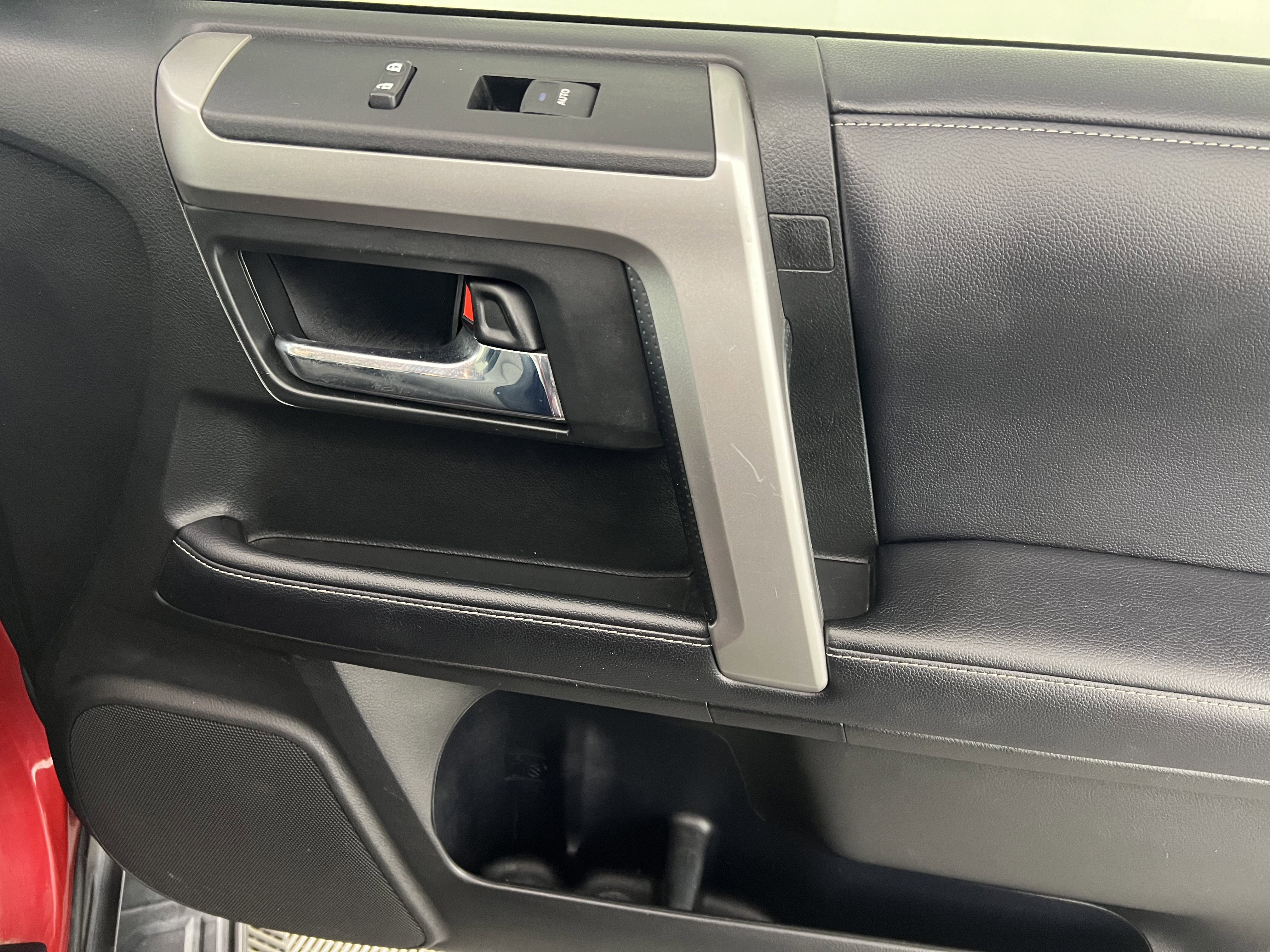 Used 2018 Toyota 4Runner SR5 image 22